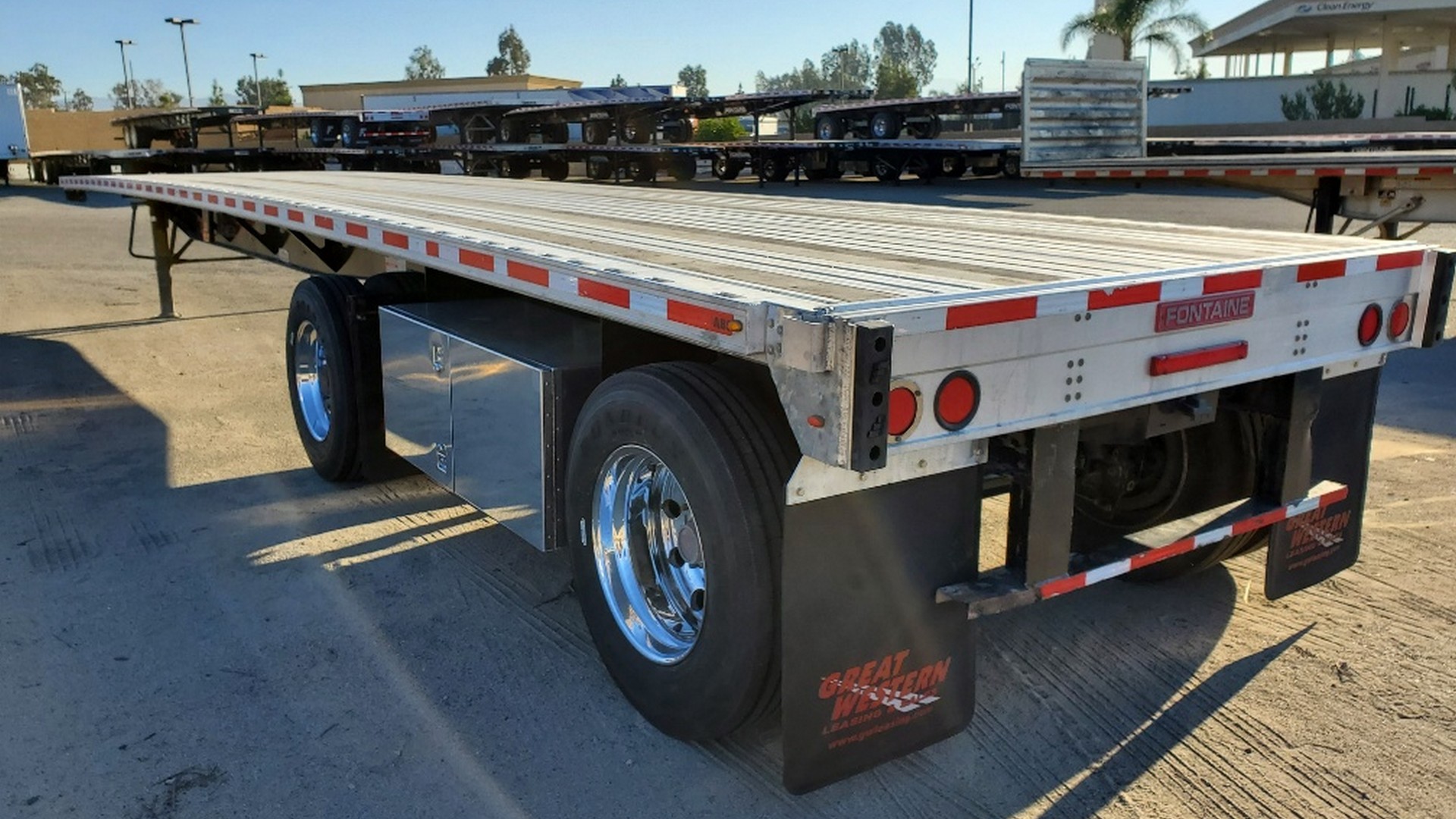 2017 FONTAINE Flatbed 15619 - New & Used Semi Trailers for Sale & Lease